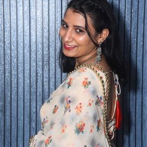 Meet your Posher, Sandra